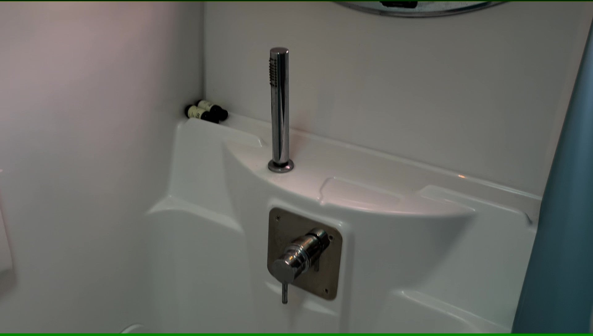 BENETEAU ANTARES 12 - 1ère main état exceptionnel