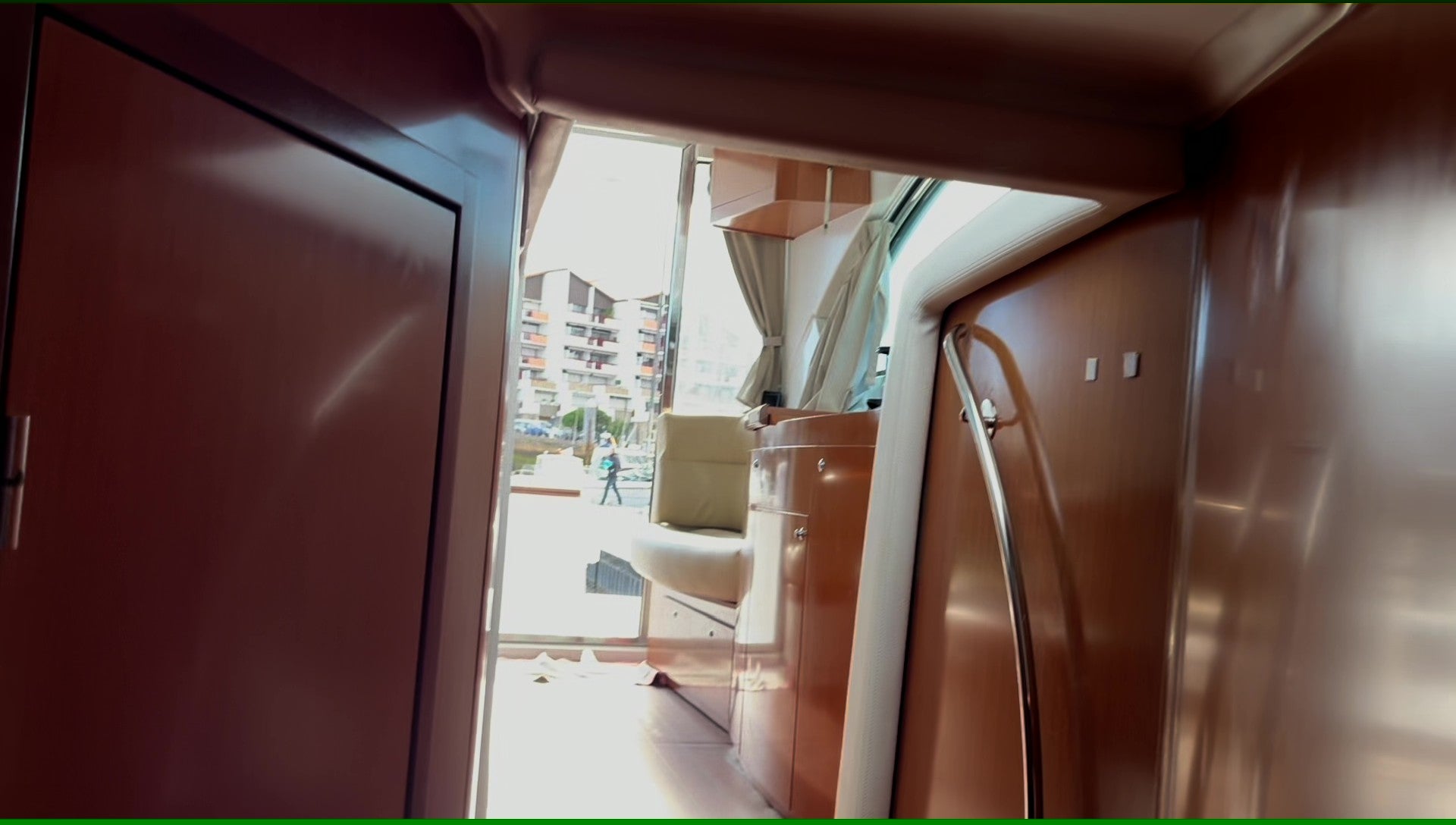 BENETEAU ANTARES 12 - 1ère main état exceptionnel