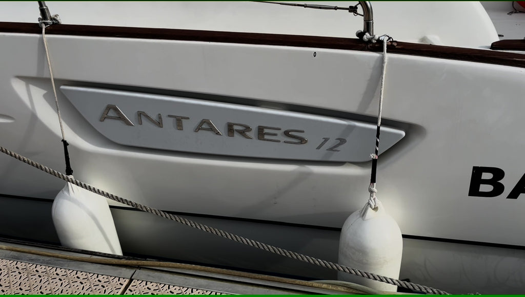 BENETEAU ANTARES 12 - 1ère main état exceptionnel
