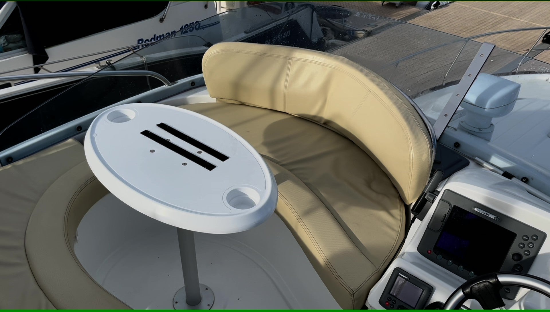 BENETEAU ANTARES 12 - 1ère main état exceptionnel