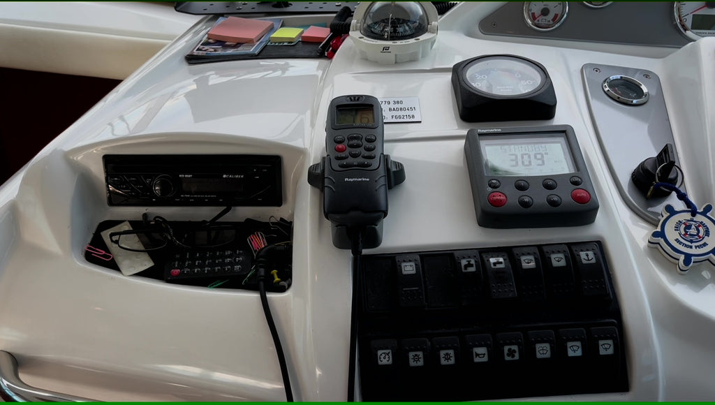 BENETEAU ANTARES 12 - 1ère main état exceptionnel